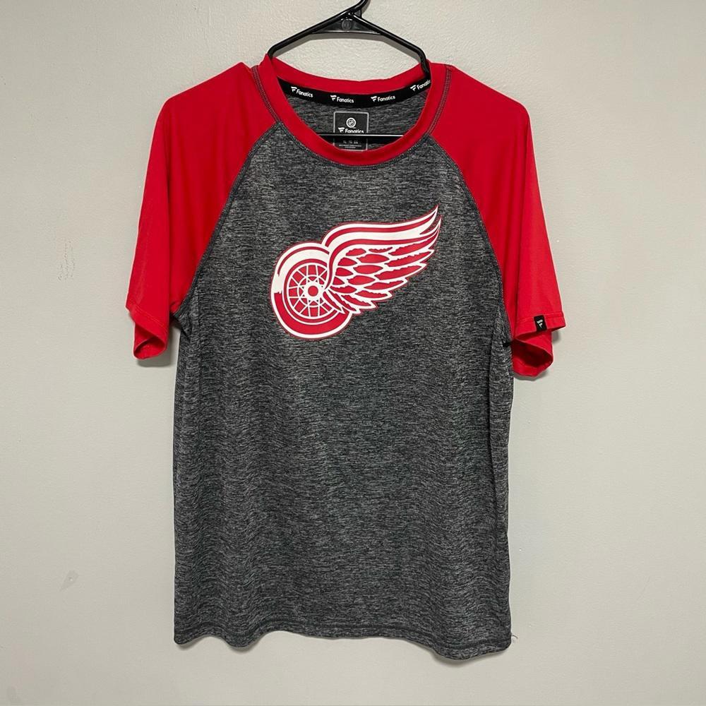 Chicago Red Wings, NHL Red Gray Graphic T-Shirt men’s size XL